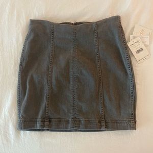 Free People Size 4 Grey Skirt